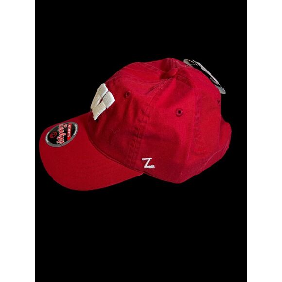 UW Wisconsin Badgers Zephyr Embroidered Cotton Adjustable Strap Red Hat Cap NCAA - Picture 5 of 12